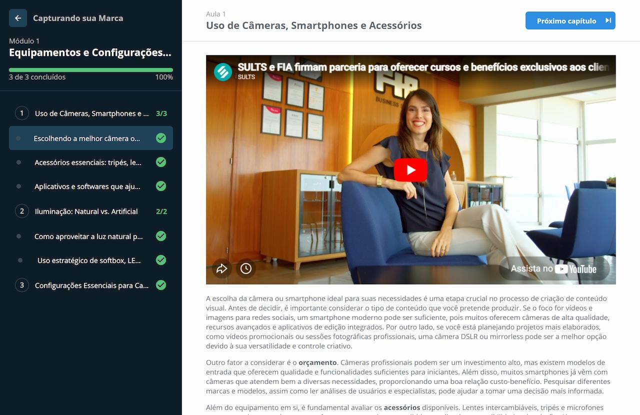 Tela de aula com videoaula de treinamento NR, trilha de módulos com progresso, conteúdo textual complementar e avaliação ao final Tela de aula com videoaula de treinamento NR, trilha de módulos com progresso, conteúdo textual complementar e avaliação ao final